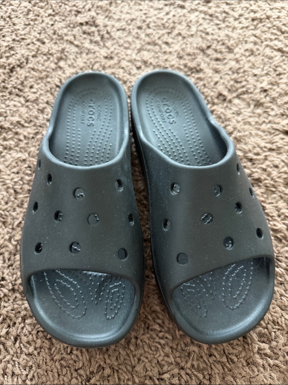 CROCS Black Slide Clogs size 6